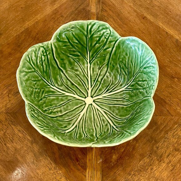 Bordallo Pinheiro Cabbage Green Tall Salad Bowl 11" - Picture 1 of 5